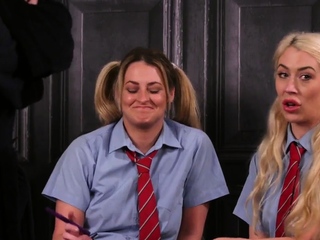 Voyeur CFNM college slut teasing jerker