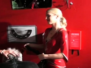 Wicked sweetie bouncing on phallus