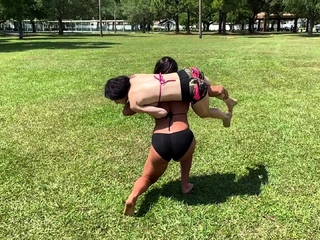 Amateur hottie fucked outdoor in public