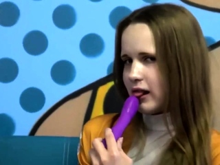 Amateur Teen Blowjob On Adult Webcam Show