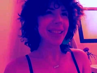 Mama Fiona – Taboo Vacation