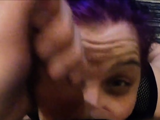 She really loves Cumshot over her face