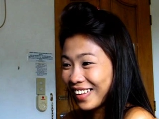 Slutty young idol Ashley gets a doggy fuck