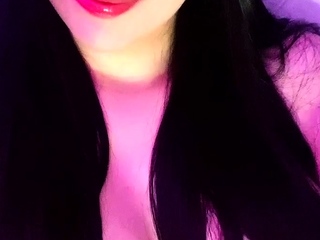 Small titted brunette teen fingering on the bed