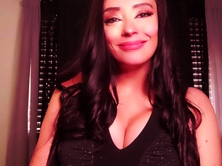 Spoiled Bianca – SUPERIOR TIT TRAINING