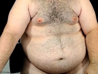 Beefy Gay Men Sling Big Cocks In Muscle Ass