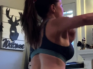 Brunette Solo Webcam Masturbation