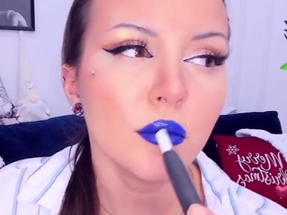 Sexy hottie Anetta Keys enjoys a solo toy masturbation