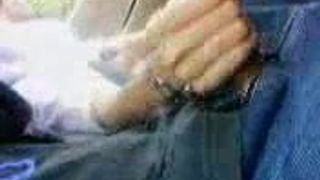 ARAB HANDJOB IN CAR