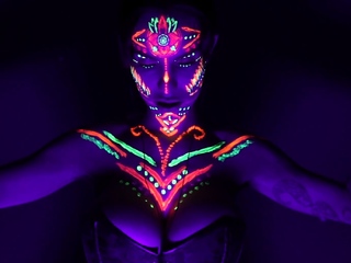 Foxy 3D Superwoman bounces up and down on a cock