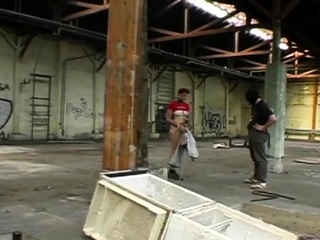 Inviting sweetie is doing some very things on cam