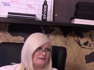 Redhead lesbian fingered