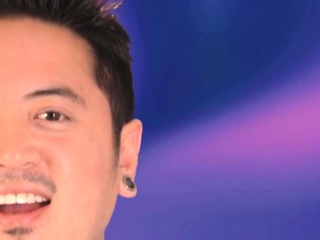 Supportive boyfriend takes his chick to a swingers party