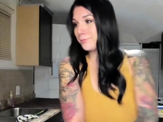 Tattoed Amateur Webcam Girl Hot Dildo Action Masturbation