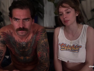 Webcam records amateur teens blowjob