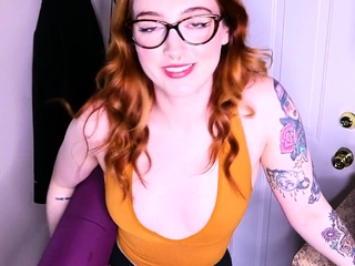 Amateur redhead masturbates then gives a blowjob