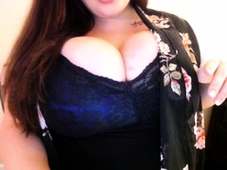 Big boobs milf masturbates with her dildo