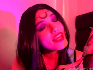 Brunette and her toys have close up masturbation sex