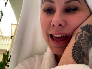 Brunette with foot fetish rubs big dick with her feet in POV