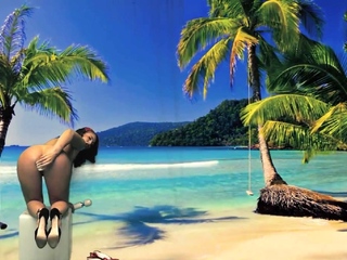 Camsoda-Cute Big Booty Retro Babe Rubbing