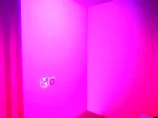 Hot 3D redhead licking a pussy while getting fucked