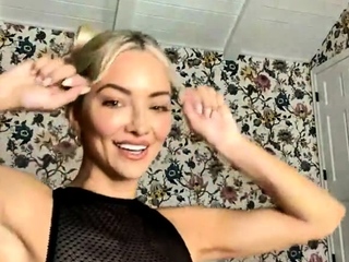 Lindsey Pelas Bare Tits Livestream Video Leaked