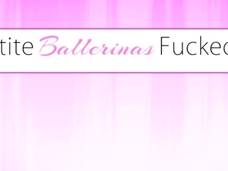 Nude woman Kristina Bell fucks like an expert