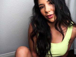 Sloansmoans – Cum On My Tongue