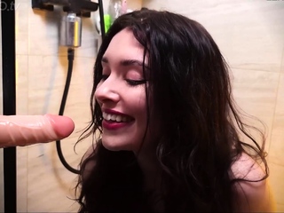 SMALL TIT BRUNETTE TATTOOED TEEN GIRLFRIEND CAUGHT IN SHOWER