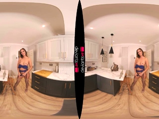 A perfectly stunning darling