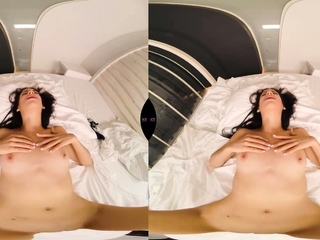 Alicia Trece is having fun with her own body