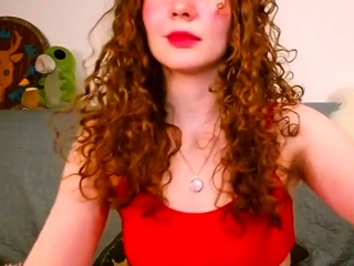 Amateur Webcam Cute Teen Plays Solo