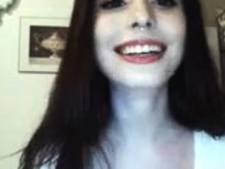 Brunette Solo Webcam Masturbation