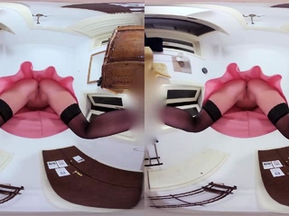 Lovita Fate is here to sexily sit on your face