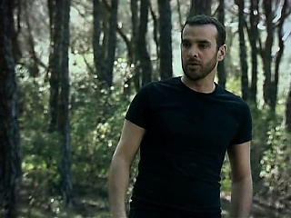 Marta Torne topless in few hot scenes showing us her