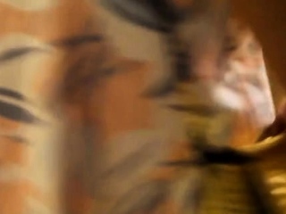 Naked teen bimbo Lin does a perfect blowjob