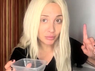 Sadistic-Queen – Spitting In A Container