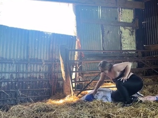 ScarlettMorgan – Farmer gets Trampled