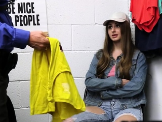 Security officer fucked shoplifter teen for her freedom