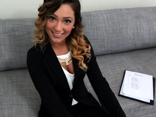 Sexy Babe Needs My Signature