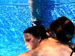 Underwater Sex with Curvy Teen – German Holiday Fuck