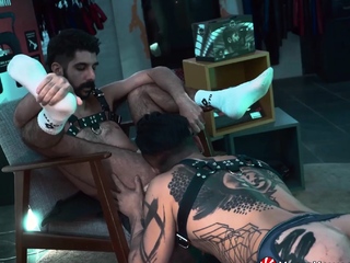 YOSHIKAWASAKIXXX – Leon Chevarier Fisted By Yoshi Kawasaki