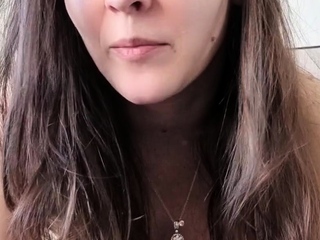 Brunette Solo Webcam Masturbation