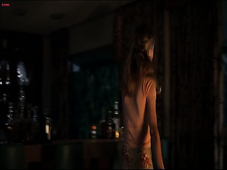 Heather Graham’s great body on display in a full-frontal