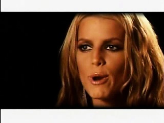 Jessica Simpson giving us some nice looks at her ass in a