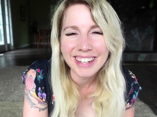 Masturbating busty blonde teen on couch with big toys