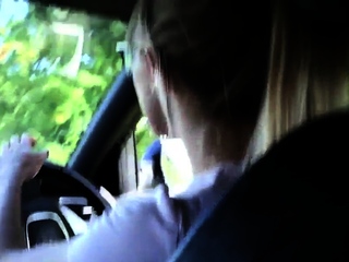 Voyeur GF teases BF who jerks outdoor