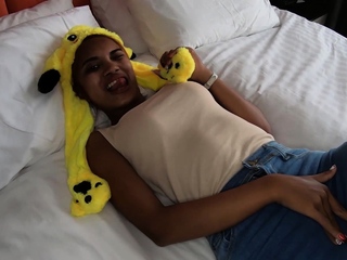 Amateur Thai teen Cherry wants more fun