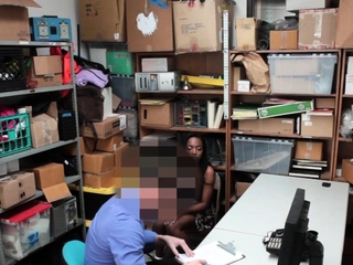 Black teen gets facialized