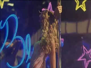 Daryl Hannah – Dancing At The Blue Iguana